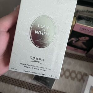 Creed Love In White - White with Silver Accents